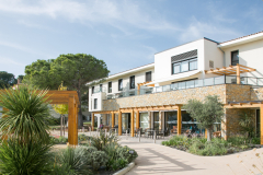 22-131-2013-architecture-mix-le-mas-de-la-cte-bleue